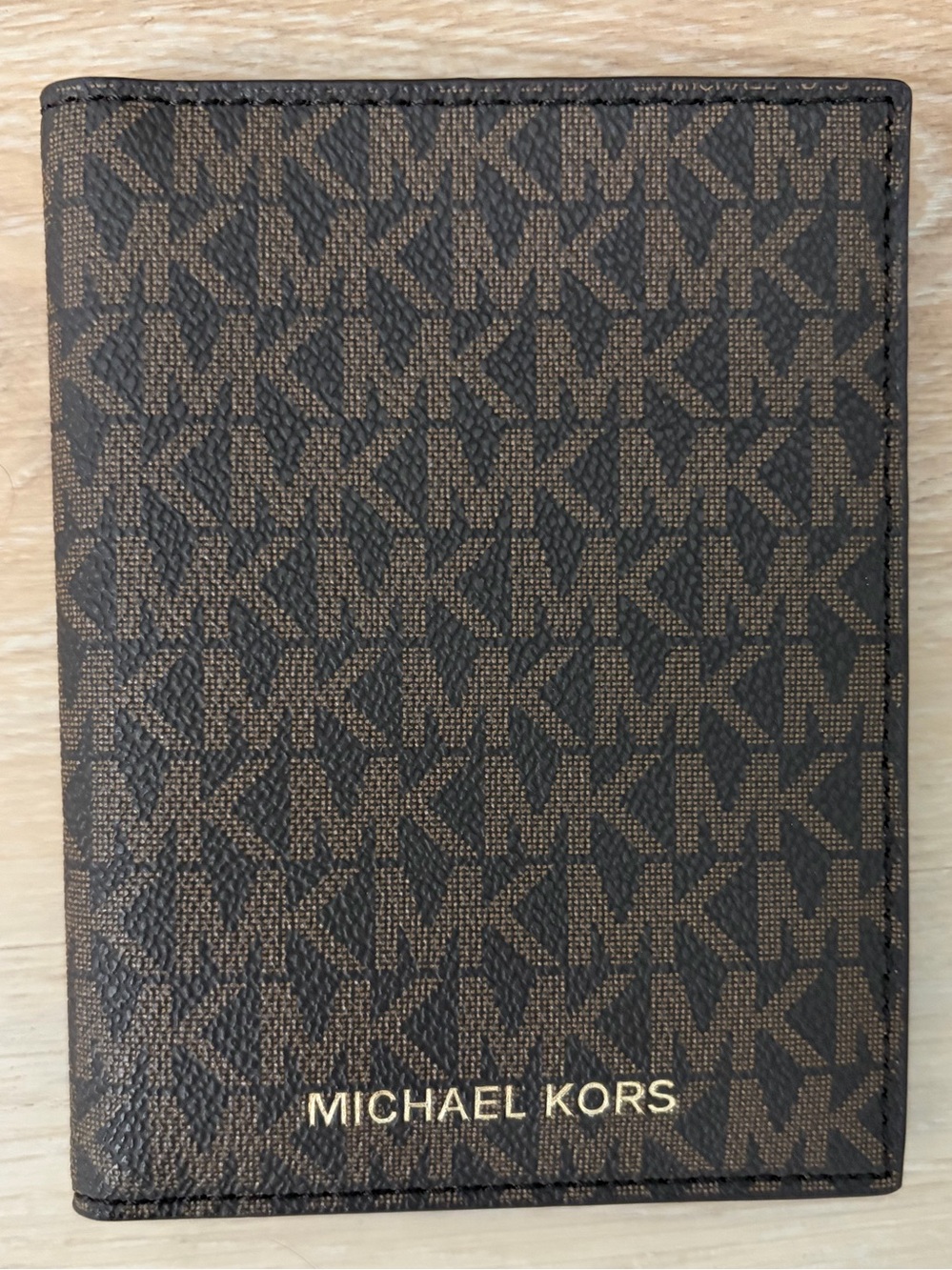 NWOT Michael Kors Brown MK Logo Card & Passport Holder